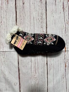 MUK LUKS Cabin Sock Short Black Cabin Slippers Pink & Cream Fair Isle